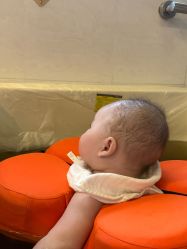 -欢乐悠游婴儿游泳(金碧花园店)