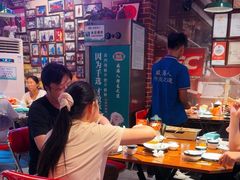 -蚝堡海鲜·威海菜·海肠捞饭·烧烤·亚洲吃蚝公司(幸福门店)
