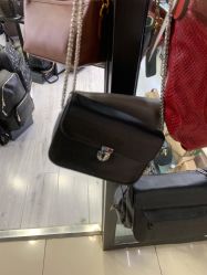 -百荣二期玩具城