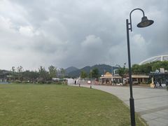 -吾悦广场(南京鼓楼店)