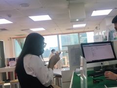 -百邦苹果官方授权维修(好世界商场店)