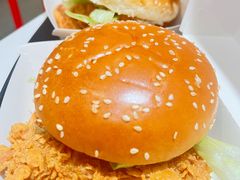 -老乡鸡(六安新加坡御苑店)