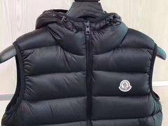 -MONCLER(武汉国际广场店)