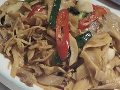-九道菜有鸡鱼头(石鼓路店)