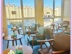 -无奔眼镜·蔡司·依视路授权店(朝阳大悦城店)