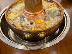 -岳记兴隆·青城腊排铜火锅(融创店)