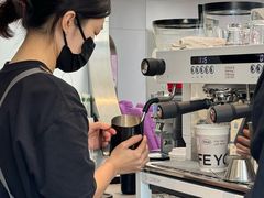 -YOLO COFFEE(深房广场店)