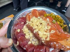 -梁阿婆廿年老牌扣肉糯米饭