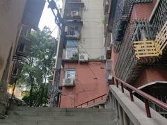 -观音桥步行街