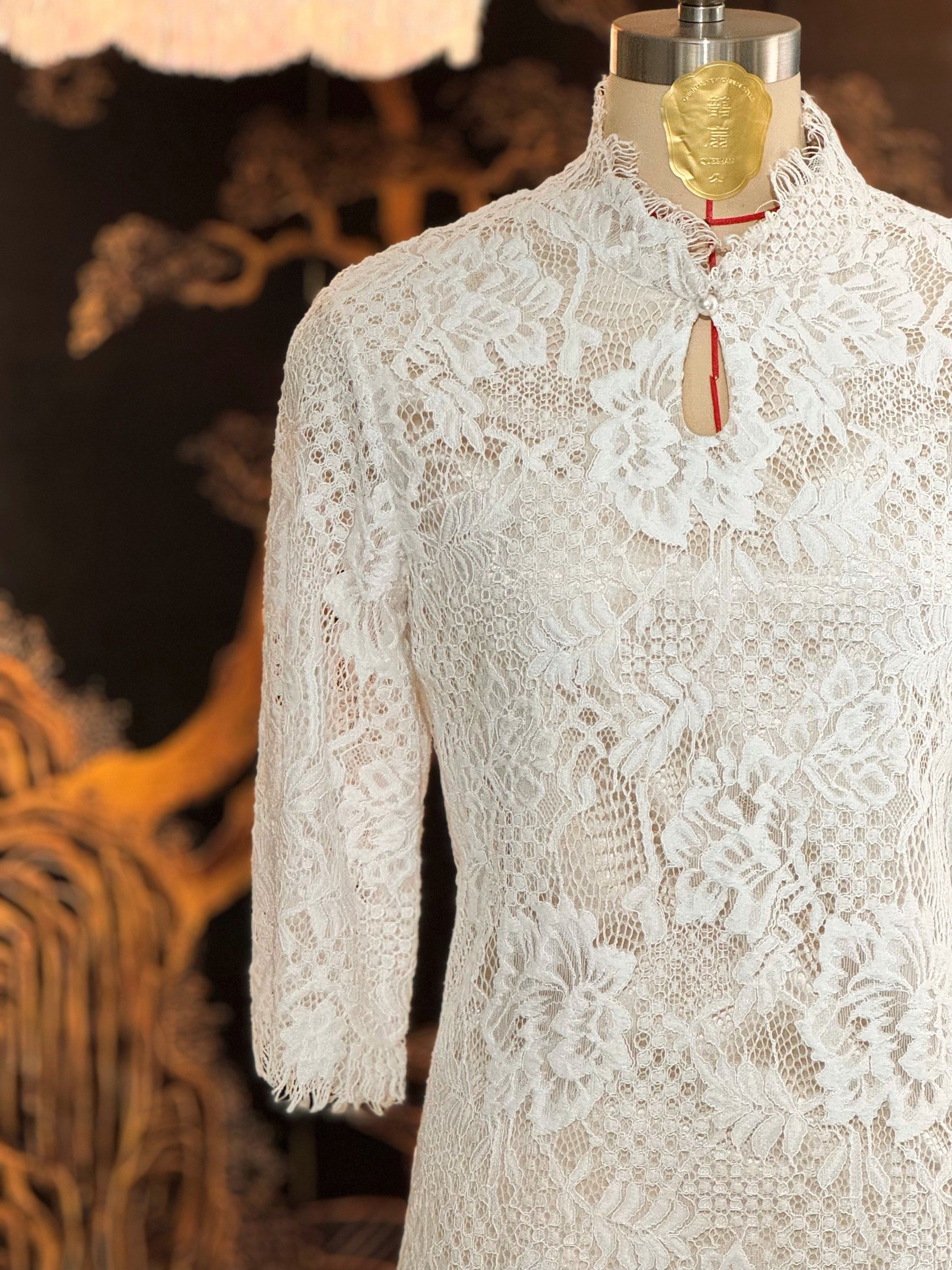 是谁还没拥有一件白色蕾丝旗袍