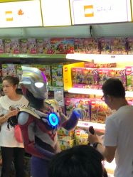 -玩具反斗城(正大广场店)