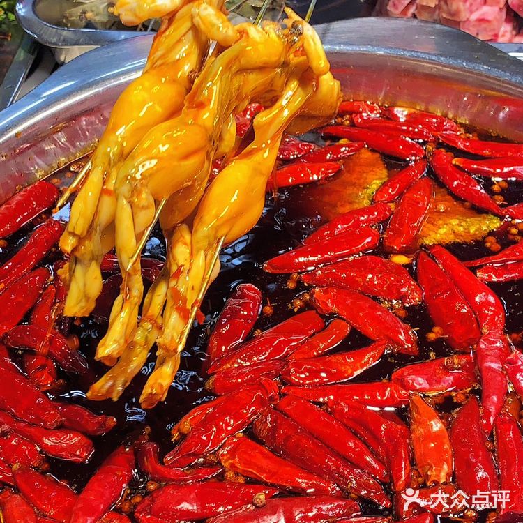 白象街午后时光，串串香里的城市记忆🍢