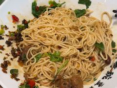 -兵哥豌豆面(雅颂居店)