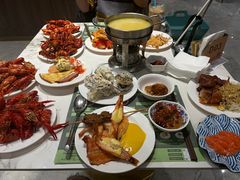 -金马门国际美食百汇(珞喻路店)
