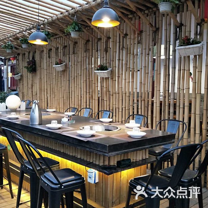 荷唐壹号庭院主题火锅