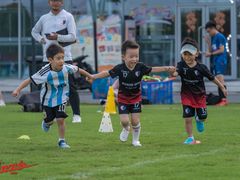 -Riverside河畔少儿足球培训(前滩店)