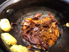 大鹅-鱼窝棚柴火铁锅炖(富山屯店)