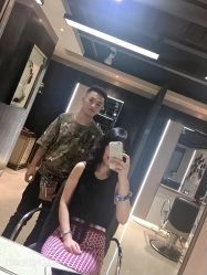 -苑苑发型设计