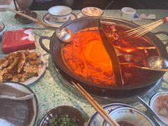 -鸿姐老火锅(疁城新天地店)