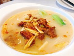 牛腩汤面-万龙洲海鲜(大兴绿地缤纷城店)