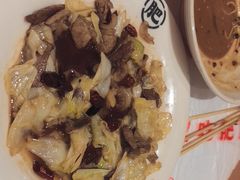 -肥肥虾庄·金牌油焖大虾(汉口城市广场店)