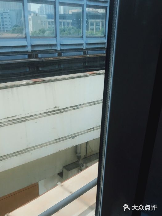 宝山路(地铁站)图片