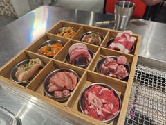 -马路牙子烧烤音乐酒馆(望京店)