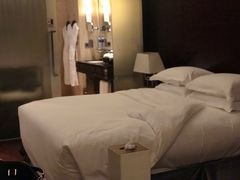 -广州天河希尔顿酒店