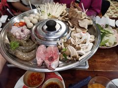 -Thai Market Restaurant( 04 Tran Quoc Toan)