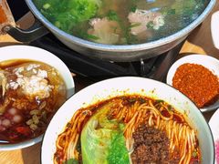 -全牛匠·乐山跷脚牛肉(新中关店)