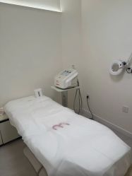 -咪咪比基尼脱毛专业店