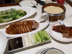 -梅利汴京烤鸭•开封豫菜地标店(东大街店)