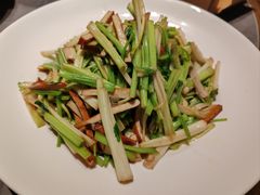 -吴越荣记·苏州菜·松鼠桂鱼(斜塘老街店)