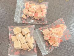 -COLOR PETS 撸猫馆·购猫·猫咖(长风大悦城店)