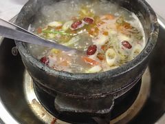 -鲁朗纳麦石锅鸡庄园