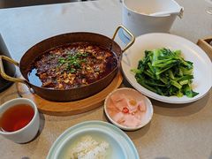 -有红鸡毛店·川菜(建设路店)