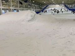 -乔波室内滑雪场