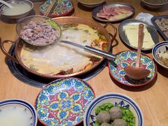 -洱火云南酸菜牛肉火锅(石景山当代商城店)