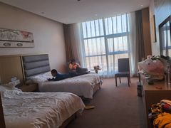 -兴芮温泉度假区