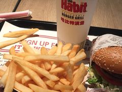 -The Habit Burger Grill 哈比特汉堡(复兴soho店)