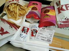 -肯德基(盘龙奥莱店)