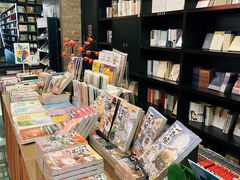 -钟书阁(松江泰晤士小镇店)