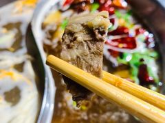-喜悦小串丹东小黄牛海鲜烧烤大排档(民主广场店)