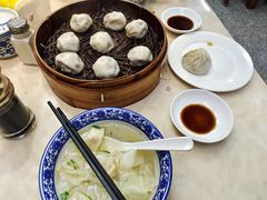 -聚笼鲜美食(凤凰街店)