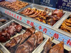 -老鼎万春卤菜(五代传承创始老店)