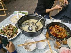 -土砂锅生态山庄·非遗砂锅雅鱼
