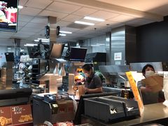-麦当劳(中山公园龙之梦店)