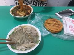 -甘记肥肠粉(马鞍北路店)