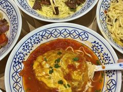 -李与白包子铺(桐梓林店)