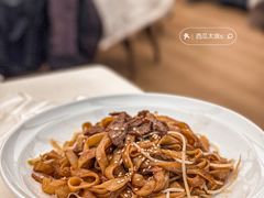 广式干炒牛河-南棠馆粤菜坊(群光店)